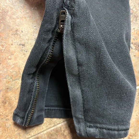 Pistola Ankle Zip Skinny Jeans - Picture 3 of 4